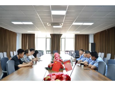 警校联手 合力护航——衡德高中及德州市交警队建立警校联动长效机制